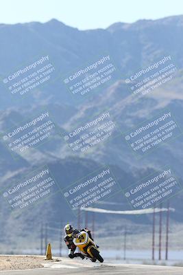 media/Jan-15-2026-Racers Edge (Thu) [[dfebeb70ab]]/2-A Group/Session 2 (Turns 9 and 8)/